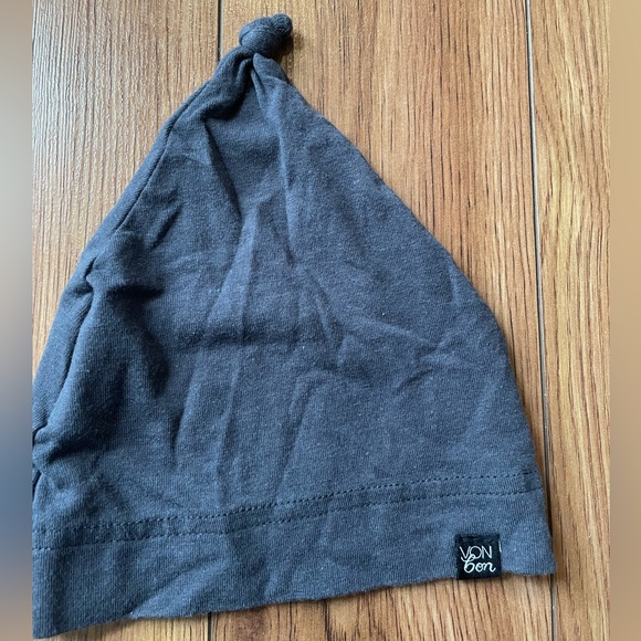 2-Pack Baby Hats - Picture 2 of 6